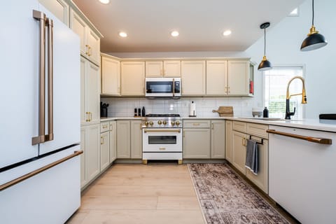 Kitchen with Cafe Appliances