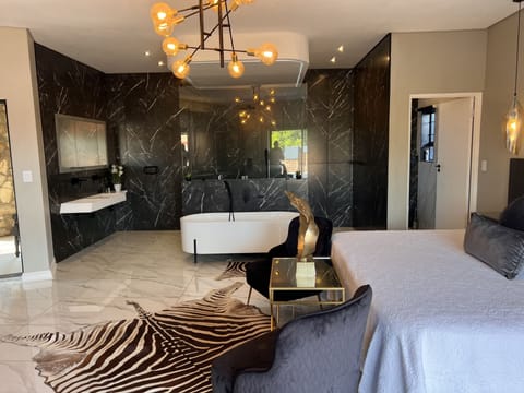 Honeymoon Suite | 1 bedroom, Egyptian cotton sheets, premium bedding, pillowtop beds
