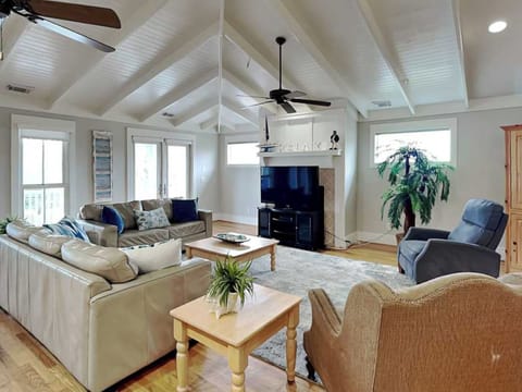 Welcome to 203-B Butler Avenue!