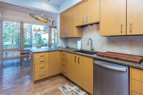 Kitchen - Main Level