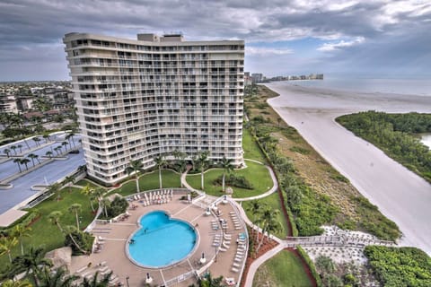 Apartment (2 Bedrooms) | Front of property