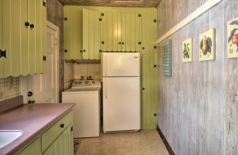 Cottage (2 Bedrooms) | Interior