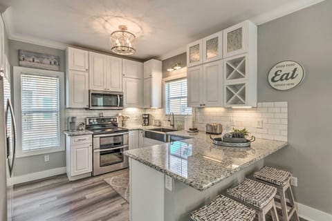 Cottage (2 Bedrooms) | Interior