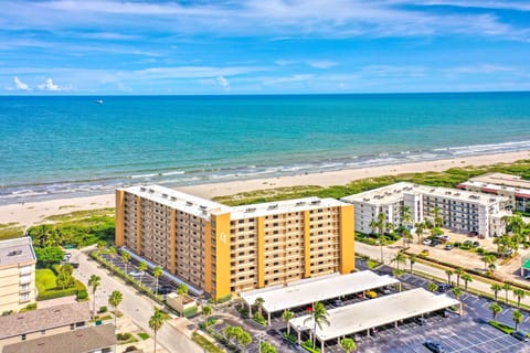 Apartment (2 Bedrooms) | Front of property