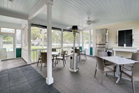 Cottage (2 Bedrooms) | Interior