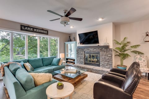 Apartment (2 Bedrooms) | Front of property
