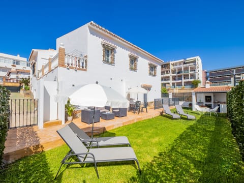 Hostel exteriors in Torre de Benagalbon