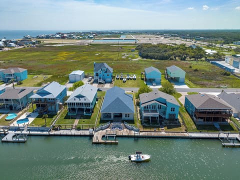 House (5 Bedrooms) | Property amenity