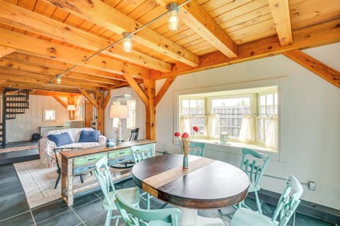 Cottage (2 Bedrooms) | Interior