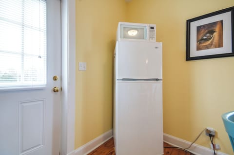 Apartment (1 Bedroom) | Interior