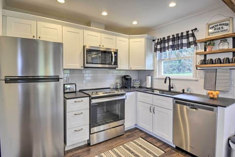 House (1 Bedroom) | Interior