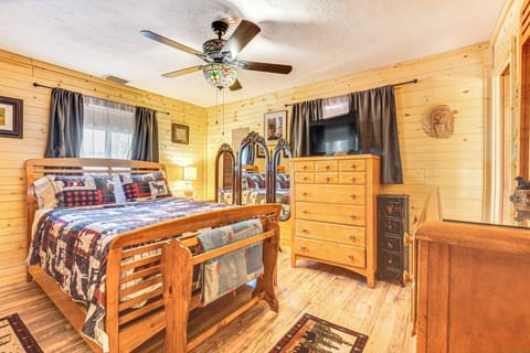 House (2 Bedrooms) | Interior