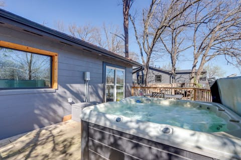 House (1 Bedroom) | Interior