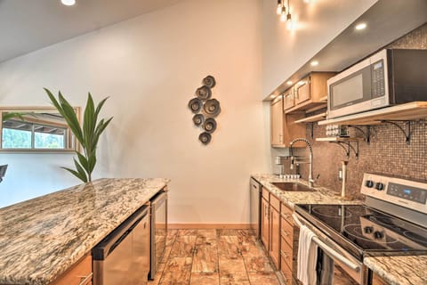 Apartment (1 Bedroom) | Interior