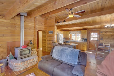 House (2 Bedrooms) | Interior