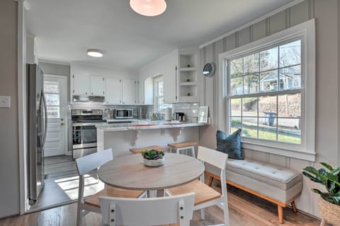 Cottage (2 Bedrooms) | Interior