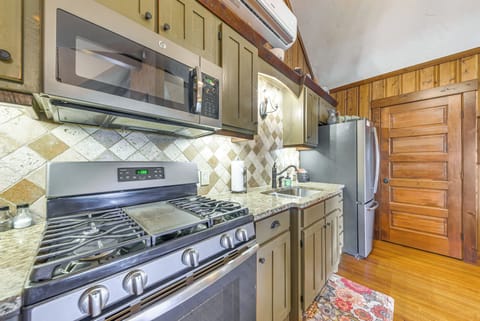 Apartment (0 Bedroom) | Interior