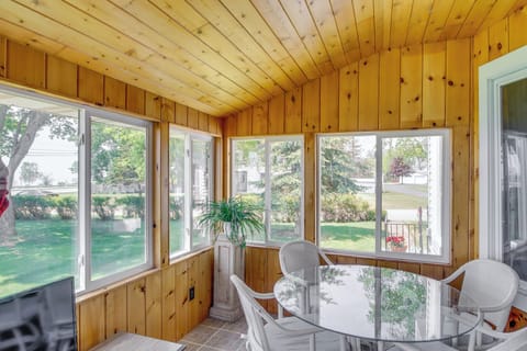 House (6 Bedrooms) | Interior