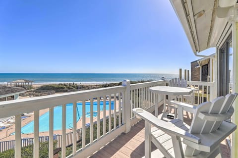 Apartment (3 Bedrooms) | Front of property