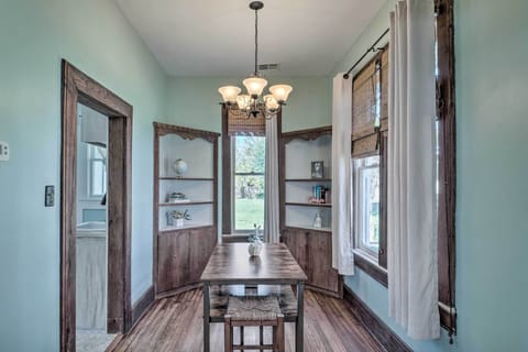 Cottage (2 Bedrooms) | Interior