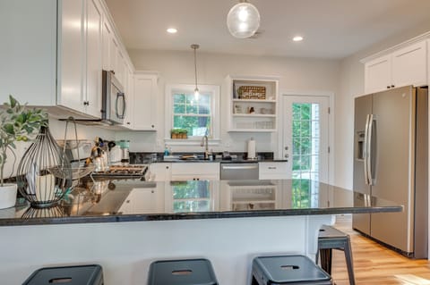 Cottage (2 Bedrooms) | Interior