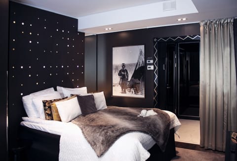 Magic Double | Premium bedding, pillowtop beds, minibar, in-room safe