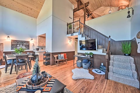 House (2 Bedrooms) | Interior