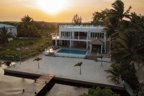 Welcome to Bella Mar- oceanfront villa