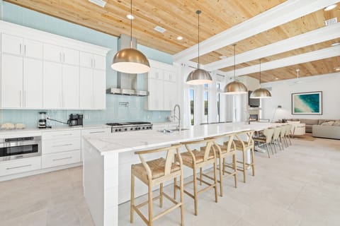 Bullish on Beaches (52)