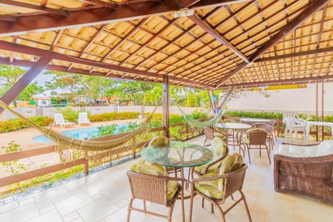 Chalet | Lanai