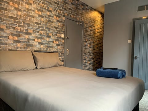 Standard Double Room, Ensuite