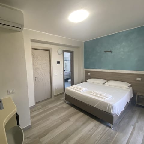 Exclusive Room, Balcony | Premium bedding, down comforters, pillowtop beds, desk