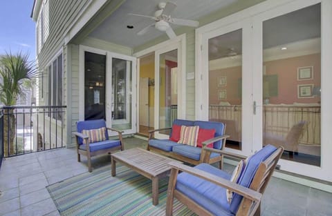 136 Grand Pavilion, Outside Deck