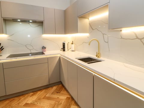 Fridge, dishwasher, electric kettle, toaster