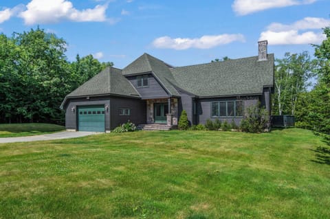 Welcome to 33 Angel Point!