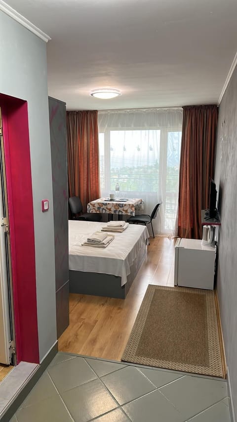 Basic Double or Twin Room | Hypo-allergenic bedding, down comforters, blackout drapes, free WiFi