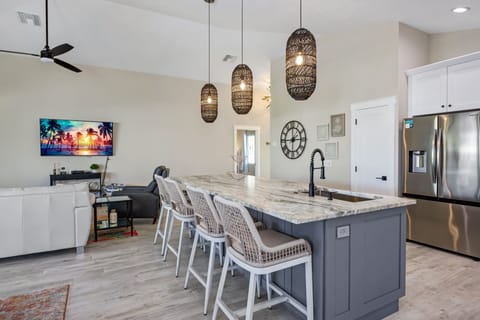 New kitchen with counter seating