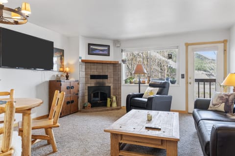 Living Room with Fireplace