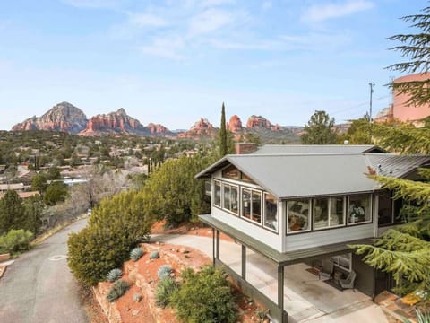 Excellent view of the red rocks surrounding this property!