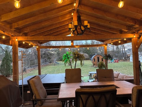 Outdoor dining