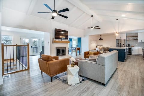 Open Space Living/Kitchen/Dining Area