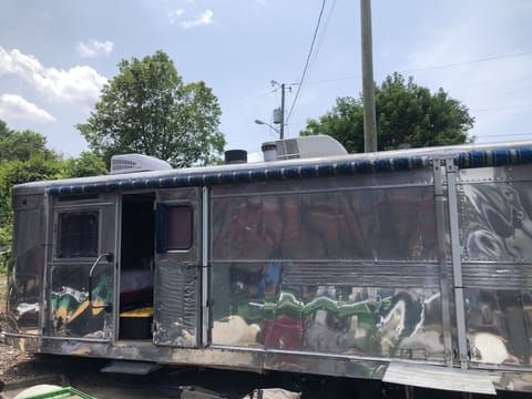 Camper is set up and on site I-33
This picture was taken before setup