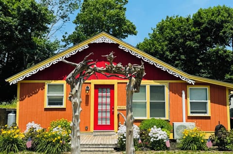 The Moana Bungalow