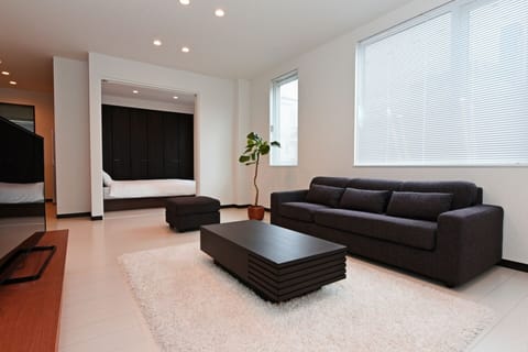 Family Suite | 4 bedrooms, iron/ironing board, free WiFi, bed sheets