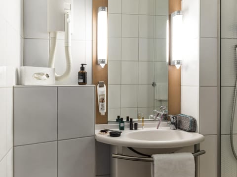 Room, 2 Twin Beds | In-room safe, desk, blackout drapes, soundproofing