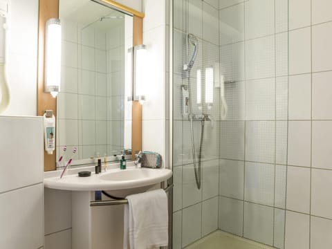 Room, Multiple Beds | In-room safe, desk, blackout drapes, soundproofing