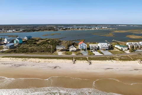 Private beach access in front and a private pier out into the water in the back!