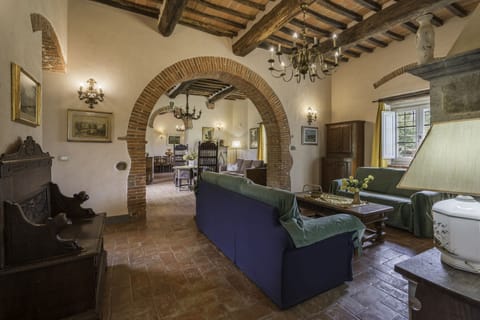 Deluxe Villa | Living area | Fireplace, table tennis