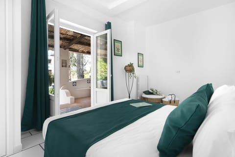 Deluxe Villa | 3 bedrooms, desk, iron/ironing board, free WiFi