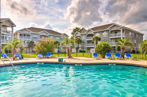 Myrtle Beach Vacation Rental | 2BR | 2BA | 900 Sq Ft | Step-Free Access